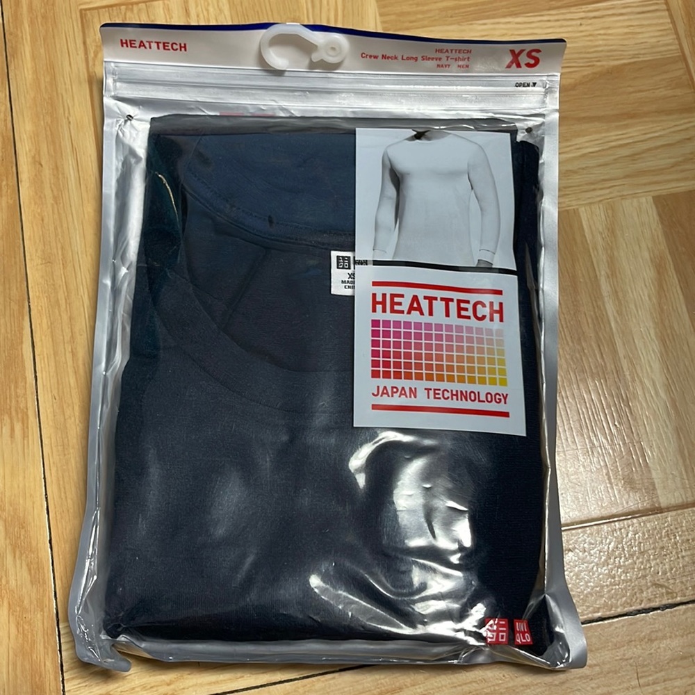 Uniqlo heattech crew neck long sleeve
